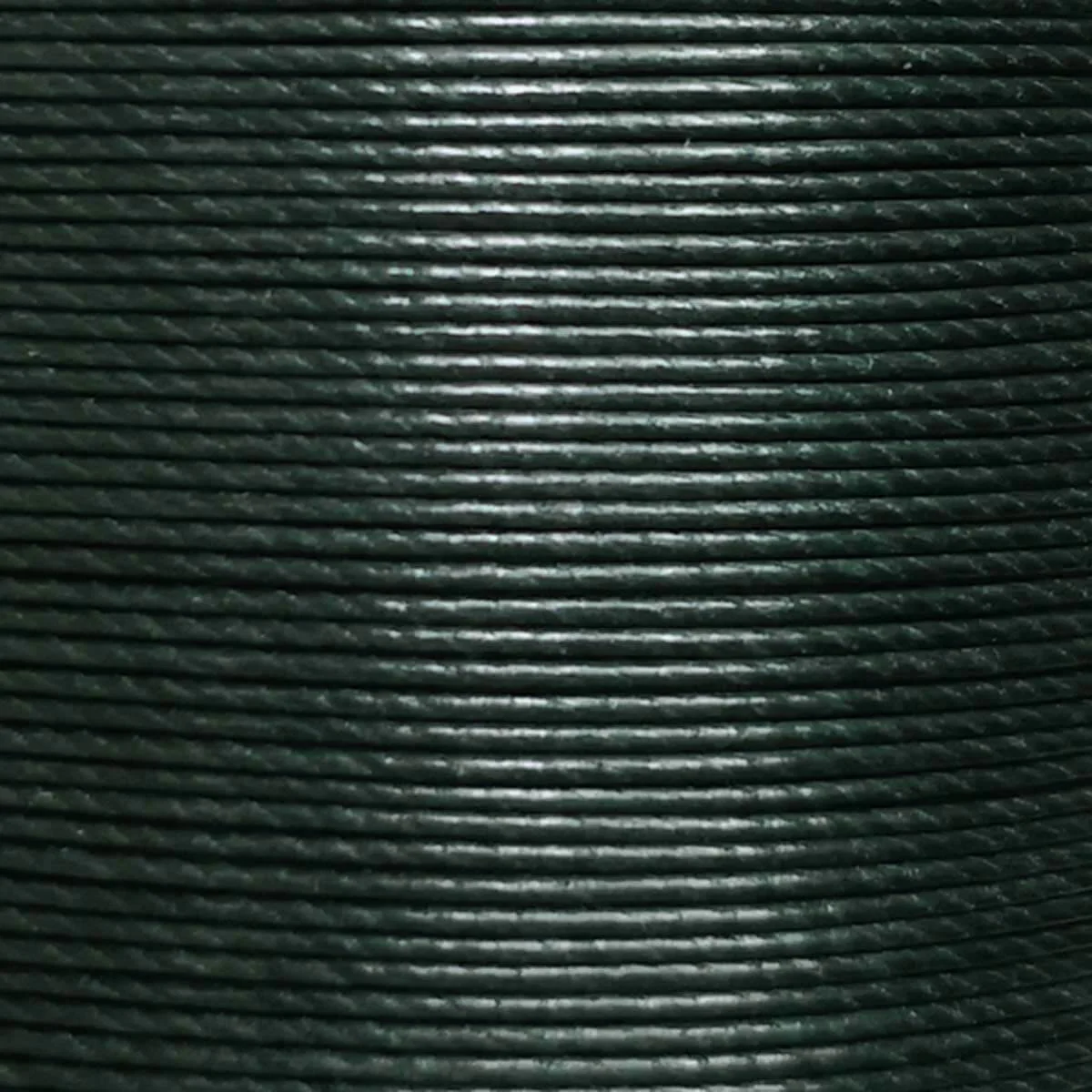 Cartonnette de 8m de fil de lin ciré MeiSi super fine M50 - 0,55 mm - VERT SAPIN - MS095
