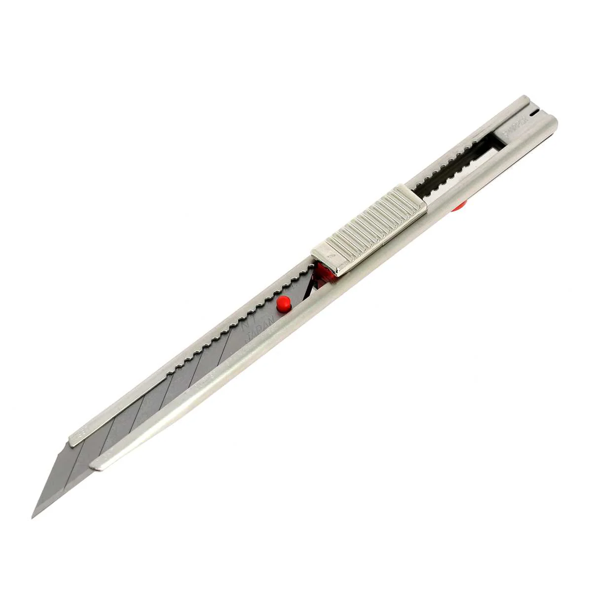Cutter 9 mm lame 30° INOX NT Cutter - PRO AD-2P - fabriqué au Japon