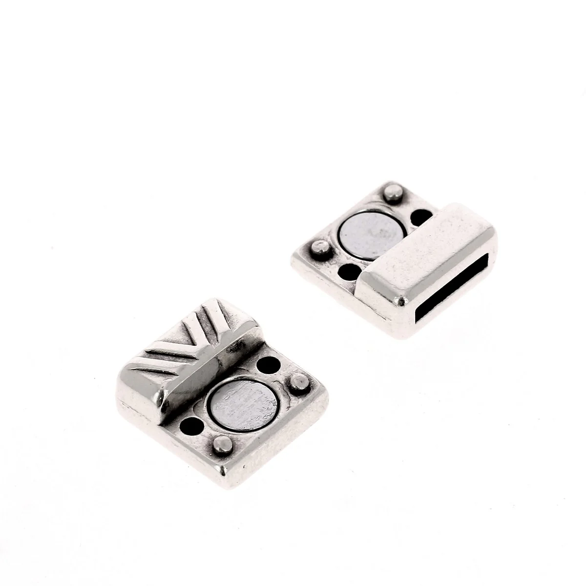 Fermoir bijou aimanté - TRIANGLE - Lacet plat de 10 mm - Argent vieilli - Image 4