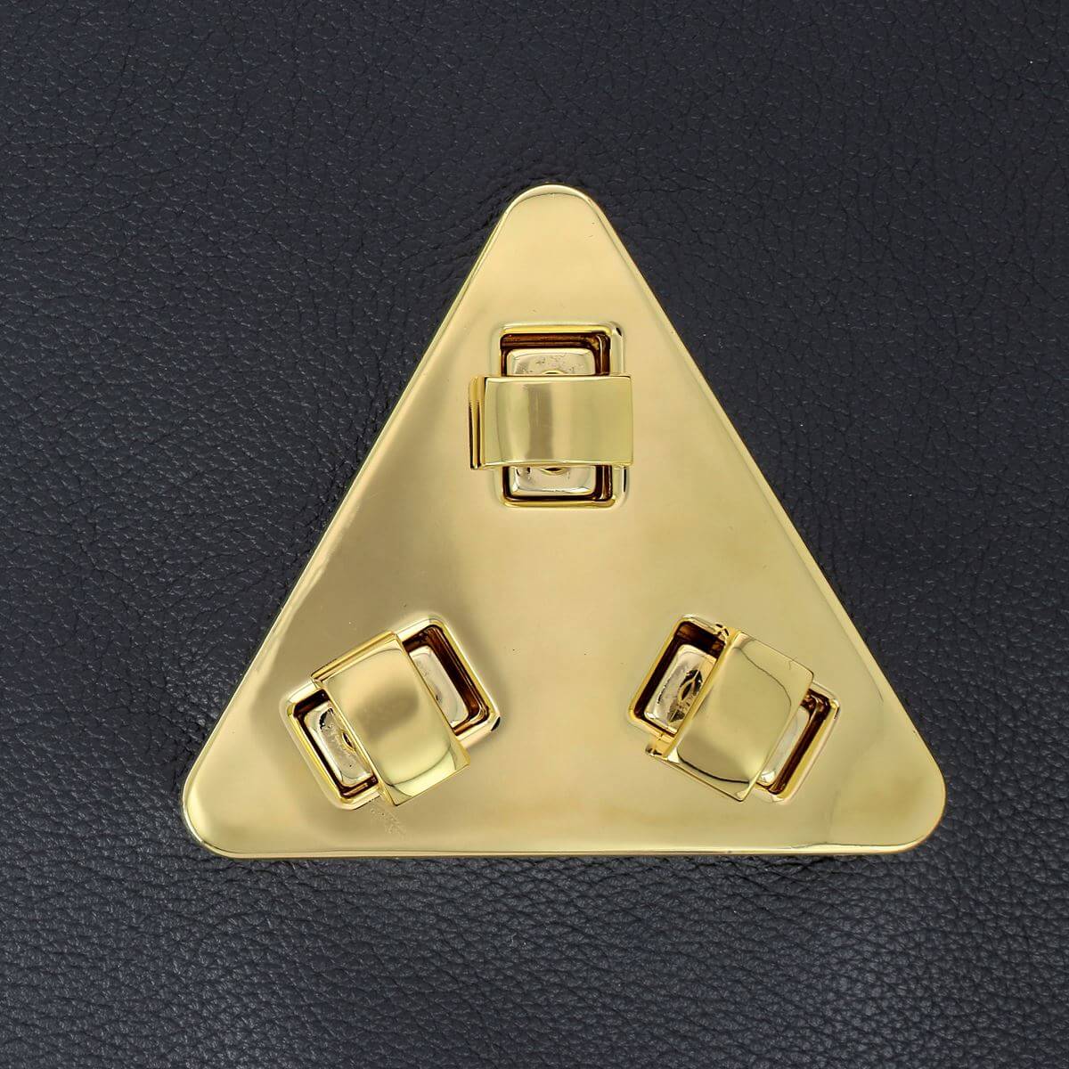 Grand fermoir pour sac triangle avec 3 tourniquets - 76x68mm - Image 7
