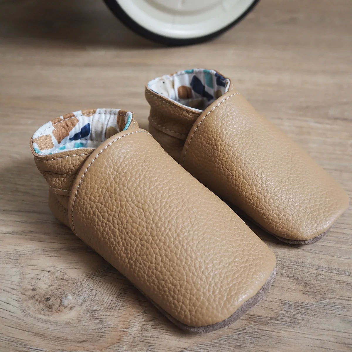 Kit DIY Chaussons en cuir pour bébé - Granite CAFÉ AU LAIT - Image 6