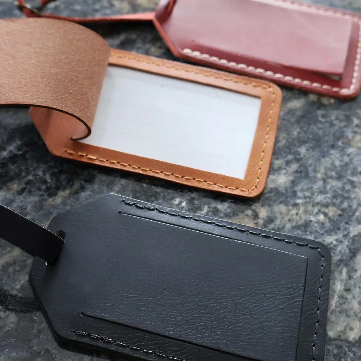 Kit DIY - Porte étiquette de bagage en cuir de croupon tannage végétal - Image 10