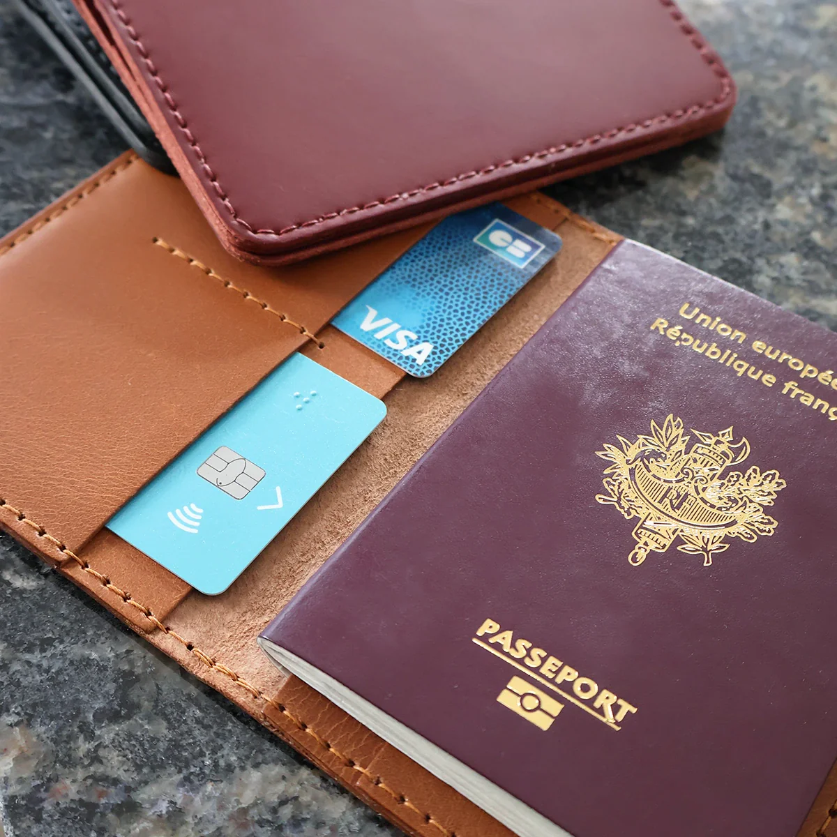 Kit DIY - Porte-passeport en cuir de croupon tannage végétal - NOIR - Image 3