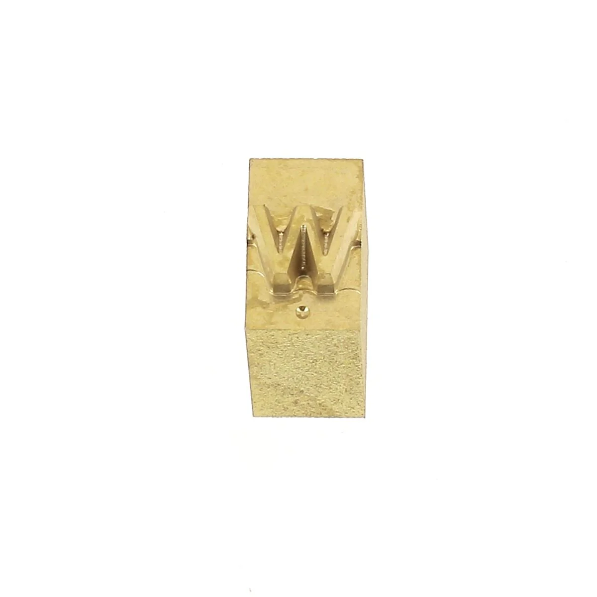 Lettre minuscule en laiton Arial taille 6mm - Deco Cuir - Image 27