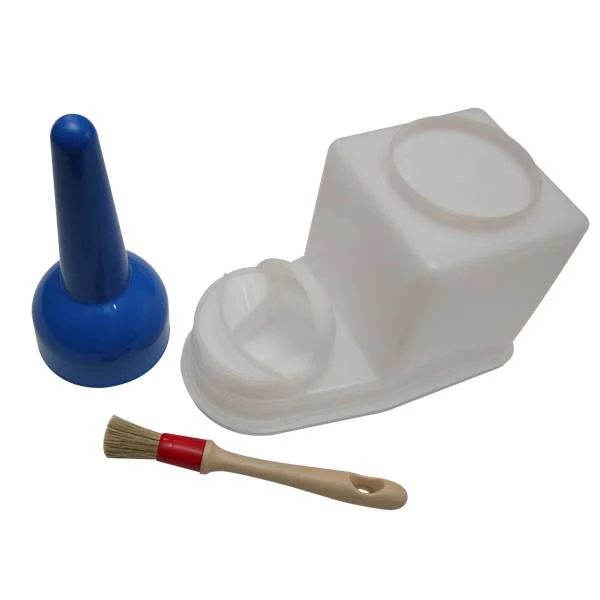 Pot à colle avec pinceau dans le bouchon - Image 2